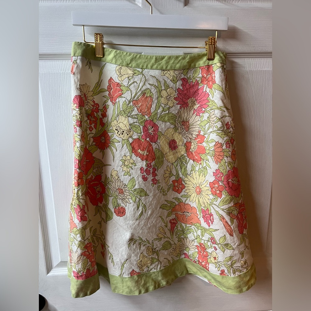 LOFT Floral A-Line Skirt with Green Accents